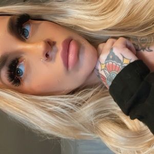 Meet your Posher, Natalie